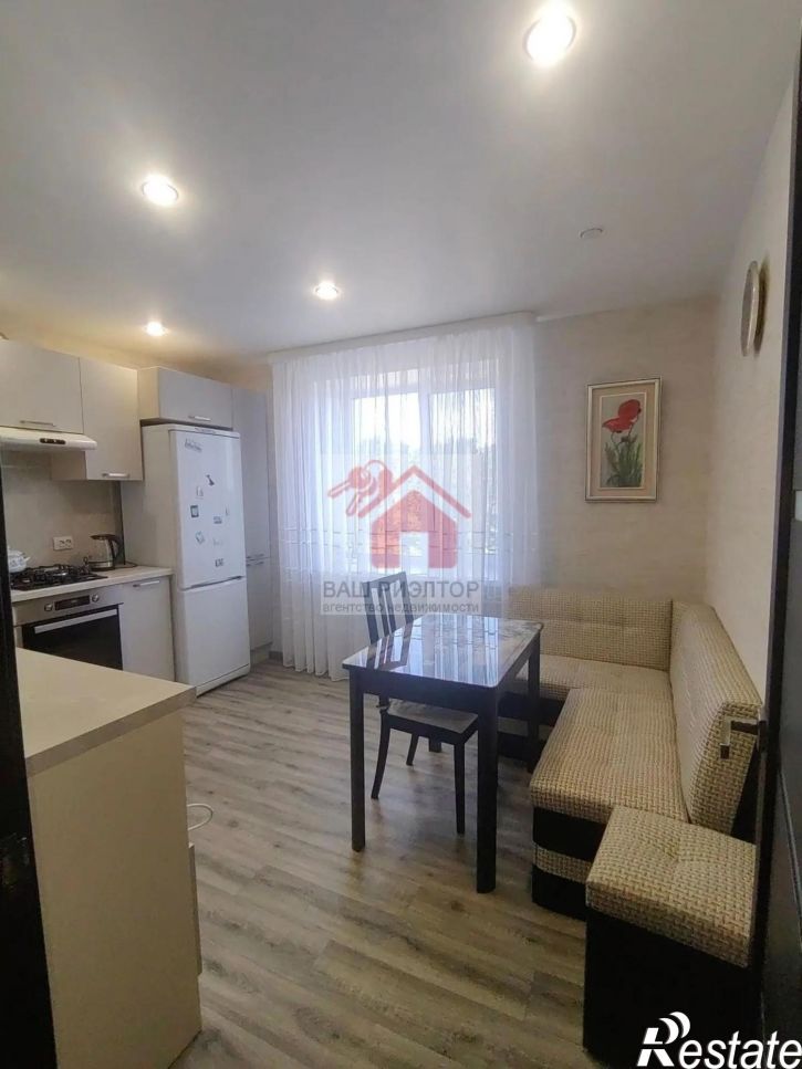 3-комн квартира микрорайон Жилгородок, 45