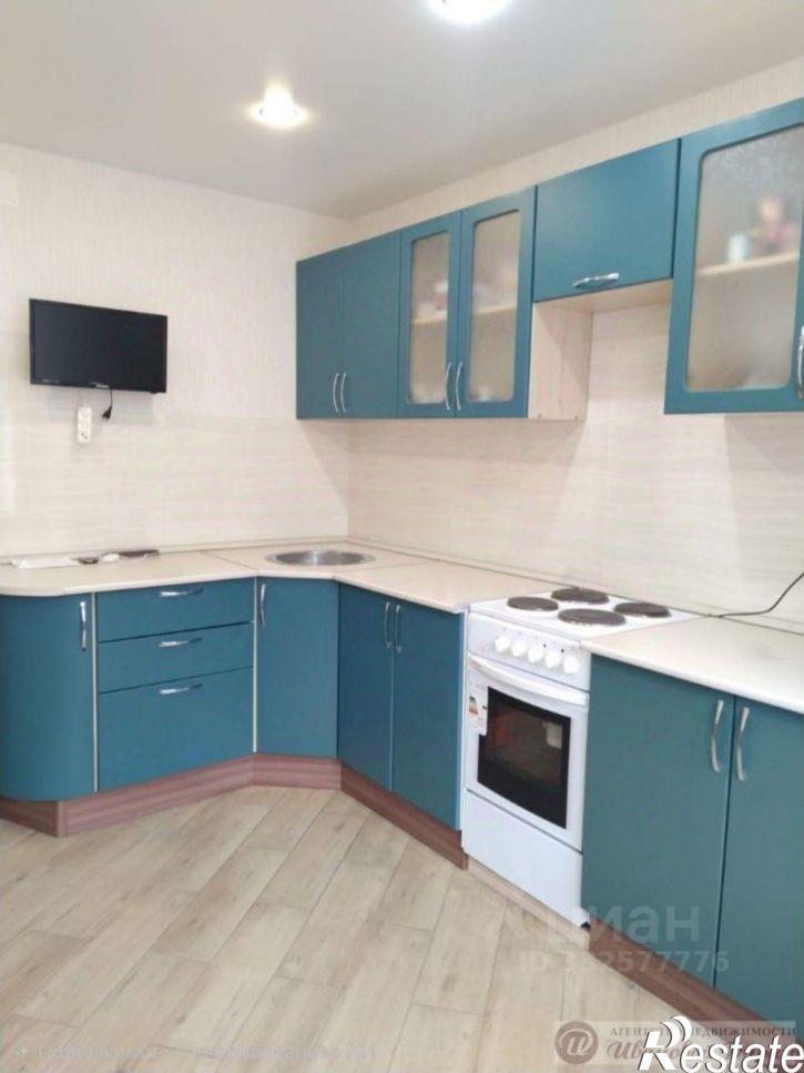 2-комн квартира улица Строителей,дом 33