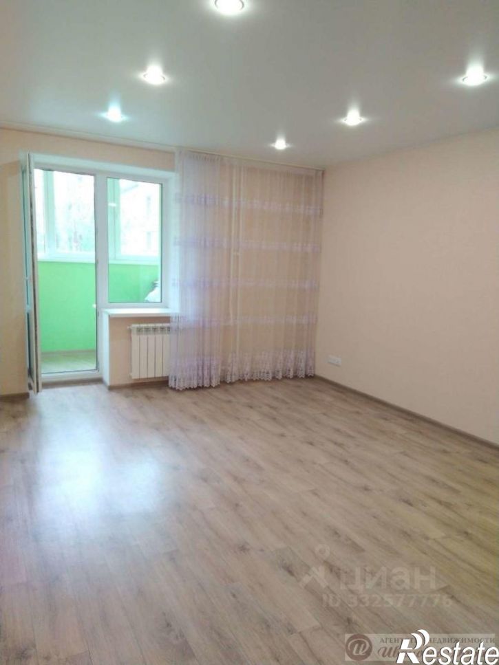 2-комн квартира улица Строителей,дом 33