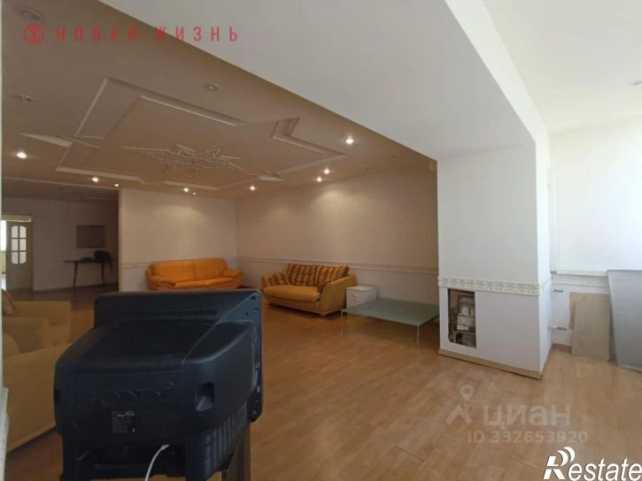 3-комн квартира Арцыбушевская ул, 40