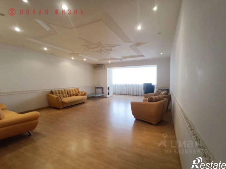 3-комн квартира Арцыбушевская ул, 40