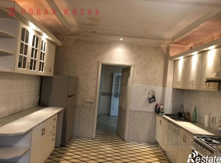 4-комн квартира Арцыбушевская ул, 42