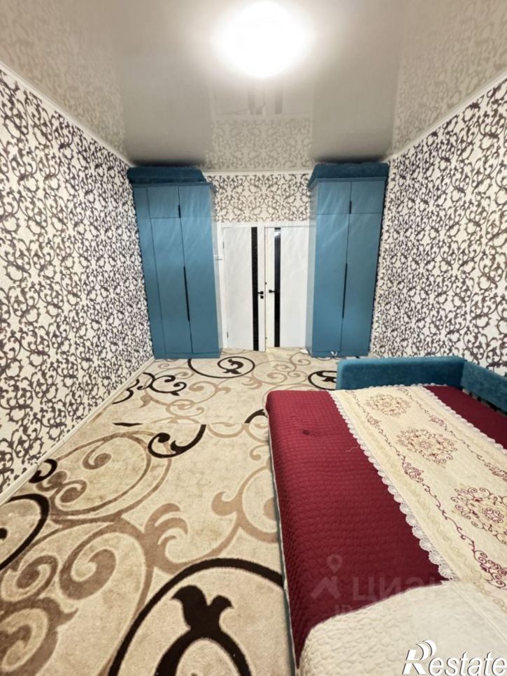 3-комн квартира пр-кт Кирова, д 143