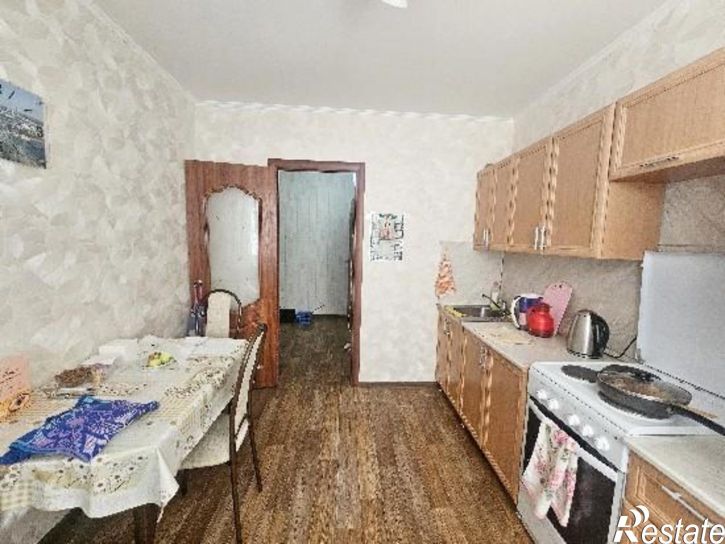 3-комн квартира Приволжская, 17
