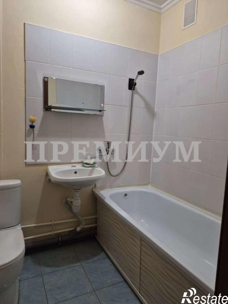1-комн квартира улица Митрополита Мануила Лемешевского, 8