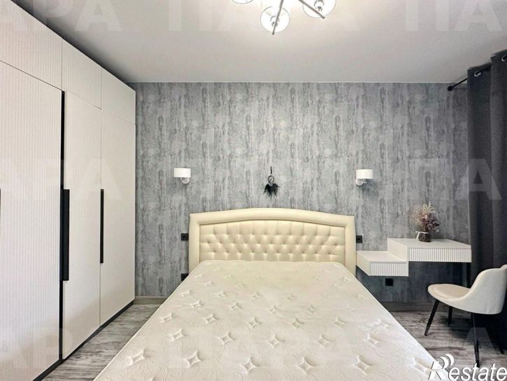 3-комн квартира Самара, Академика Платонова ул, 8