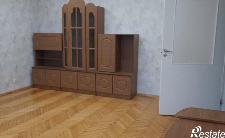 4-комн квартира Волжский район, городское поселение Рощинский, посёлок городского типа Ро