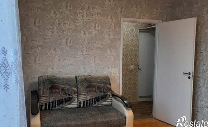 4-комн квартира Волжский район, городское поселение Рощинский, посёлок городского типа Ро