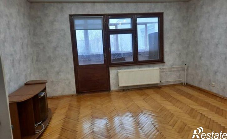 4-комн квартира Волжский район, городское поселение Рощинский, посёлок городского типа Ро