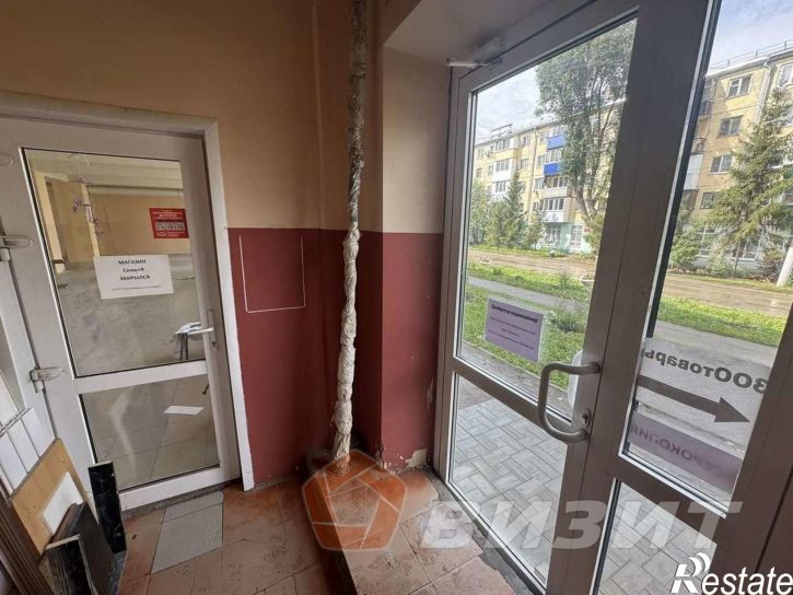Торговое помещение Школьная улица, 2