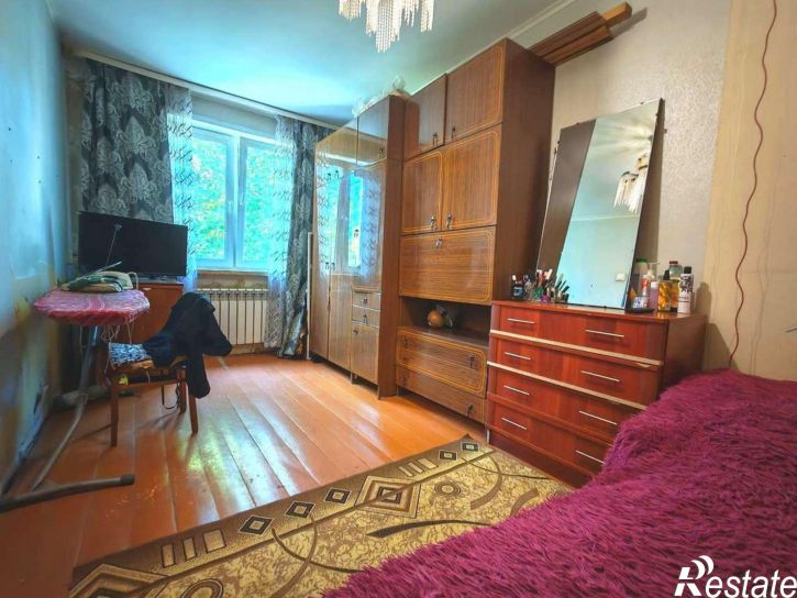 3-комн квартира Дзержинского улица, 19