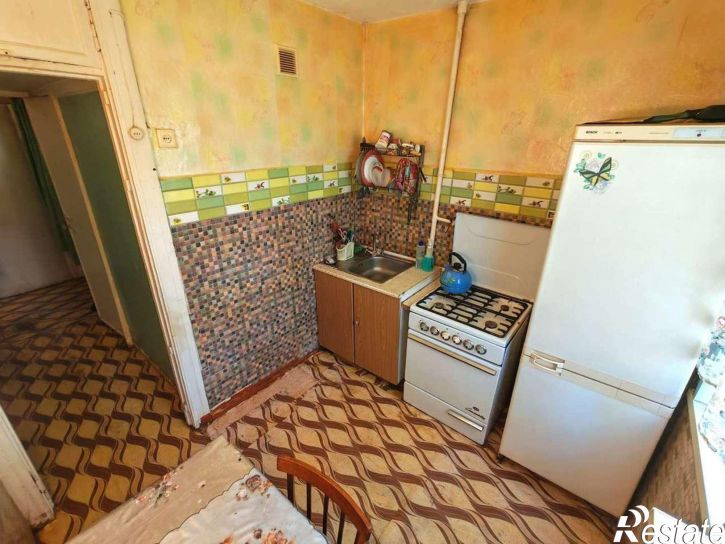 3-комн квартира Дзержинского улица, 19