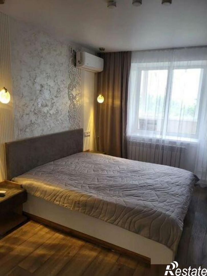 2-комн квартира Маяковского улица, 81