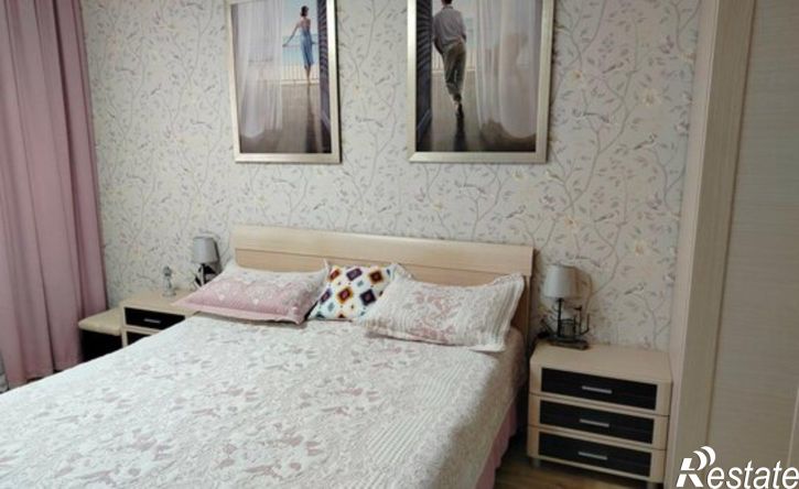4-комн квартира Тольятти, улица 40 лет Победы