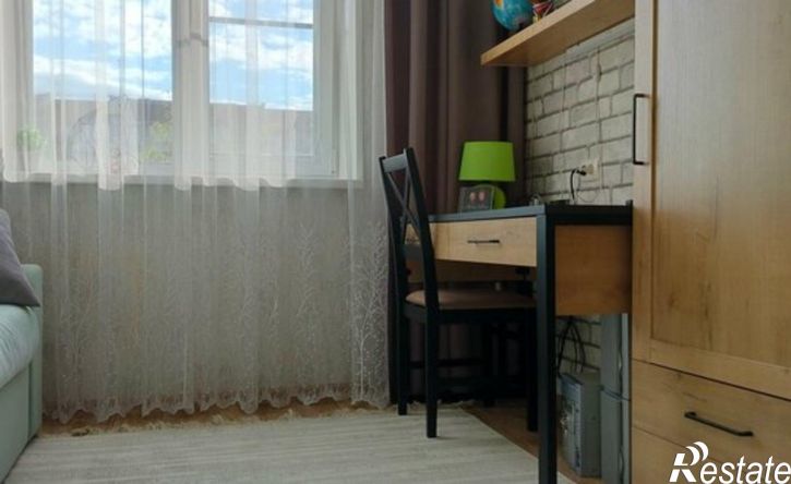 4-комн квартира Тольятти, улица 40 лет Победы