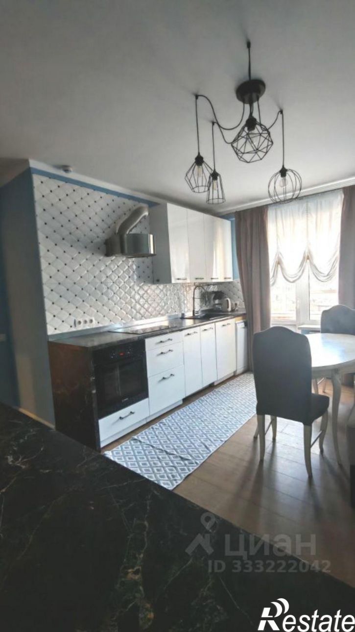 2-комн квартира Тольятти, улица Баныкина, 21