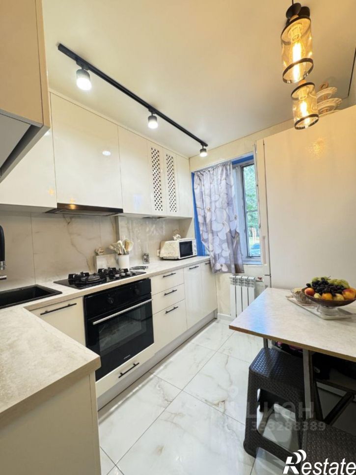 2-комн квартира поселок Мехзавод, 15-й кв-л, д 19