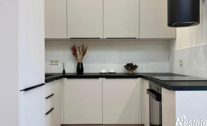 2-комн квартира Тольятти, Спортивная улица, 1М