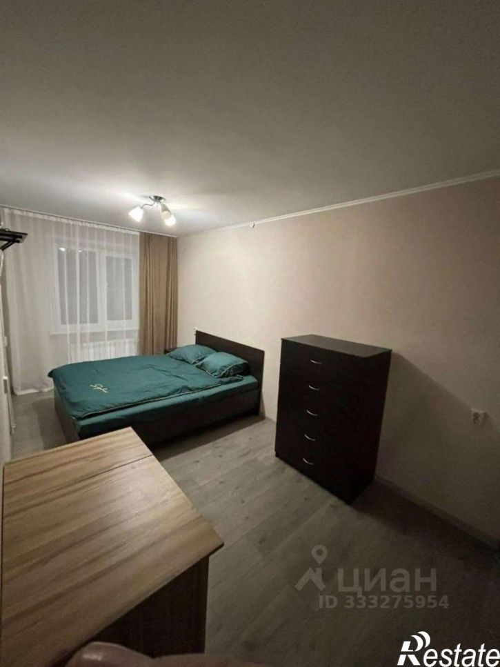 3-комн квартира улица Революционная,дом 52