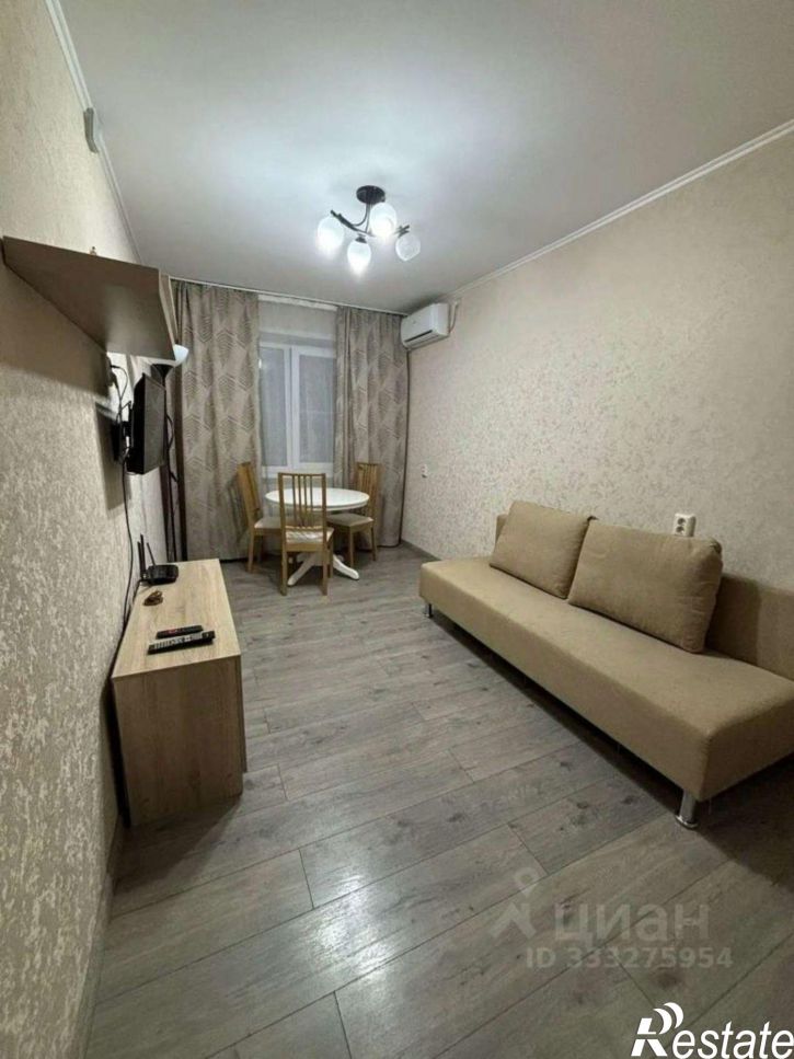 3-комн квартира улица Революционная,дом 52