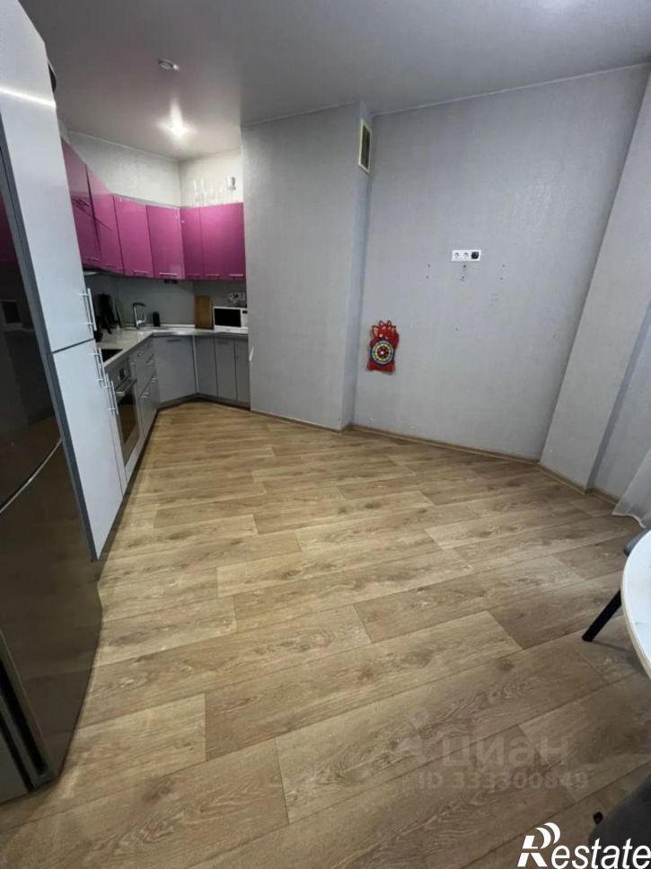 3-комн квартира Самара, 7-я просека, 106