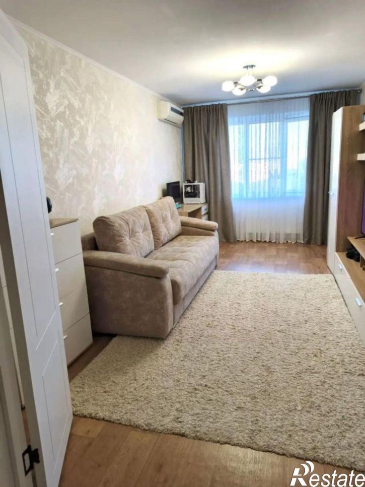 3-комн квартира Тольятти, 9-й квартал