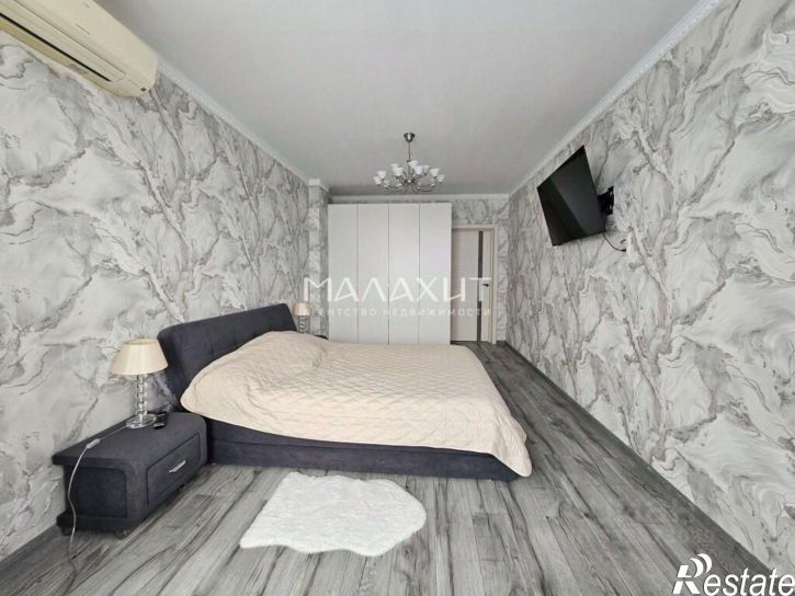 3-комн квартира ул Революционная, д 4