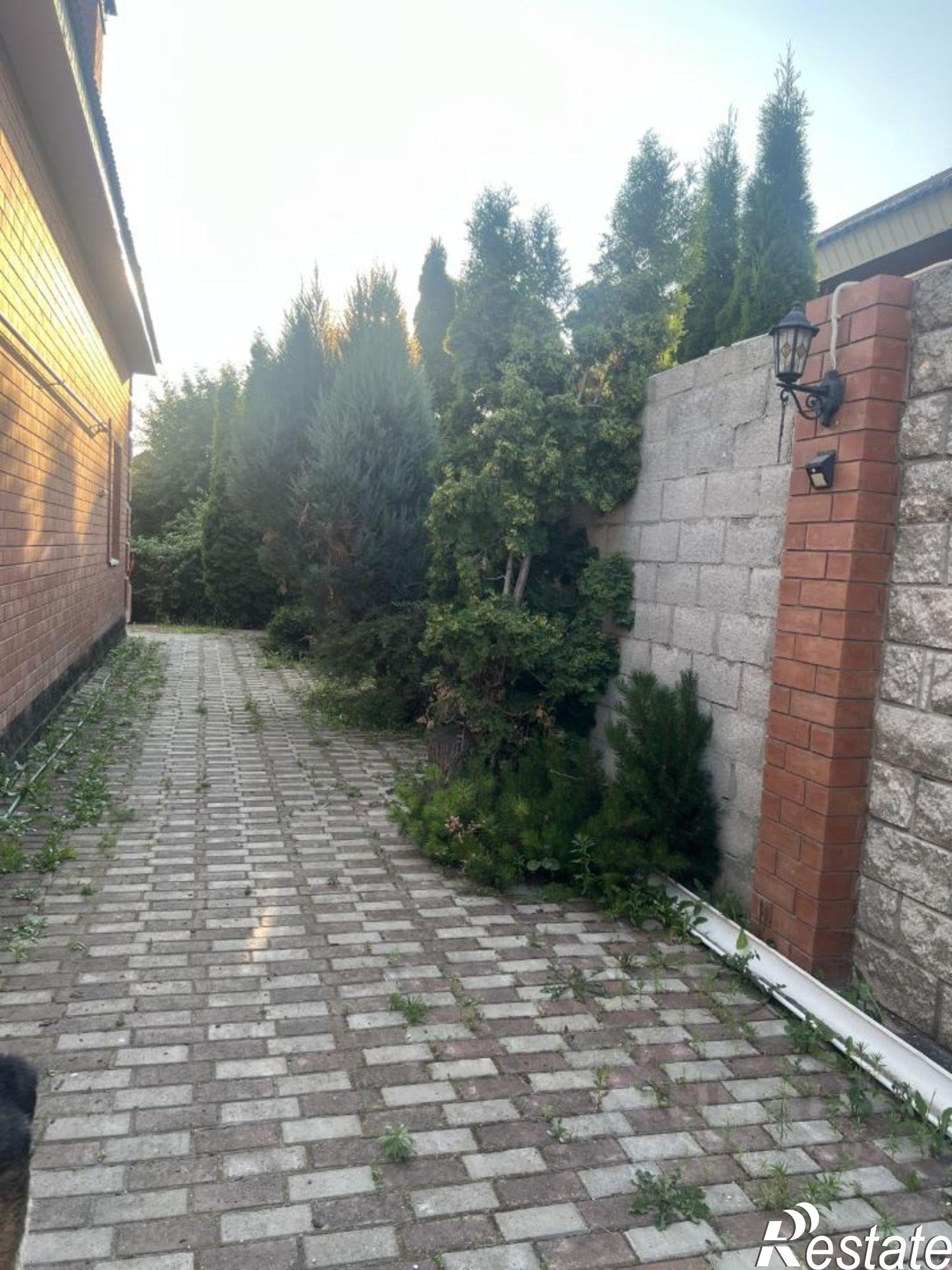 Купить дачу, дом, коттедж за 10 500 000 рублей на Ставропольский район