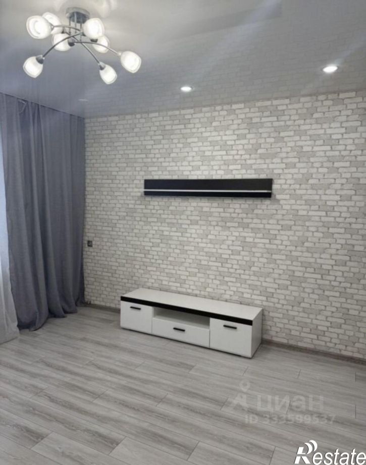 1-комн квартира улица Полякова, 28,  д. 28