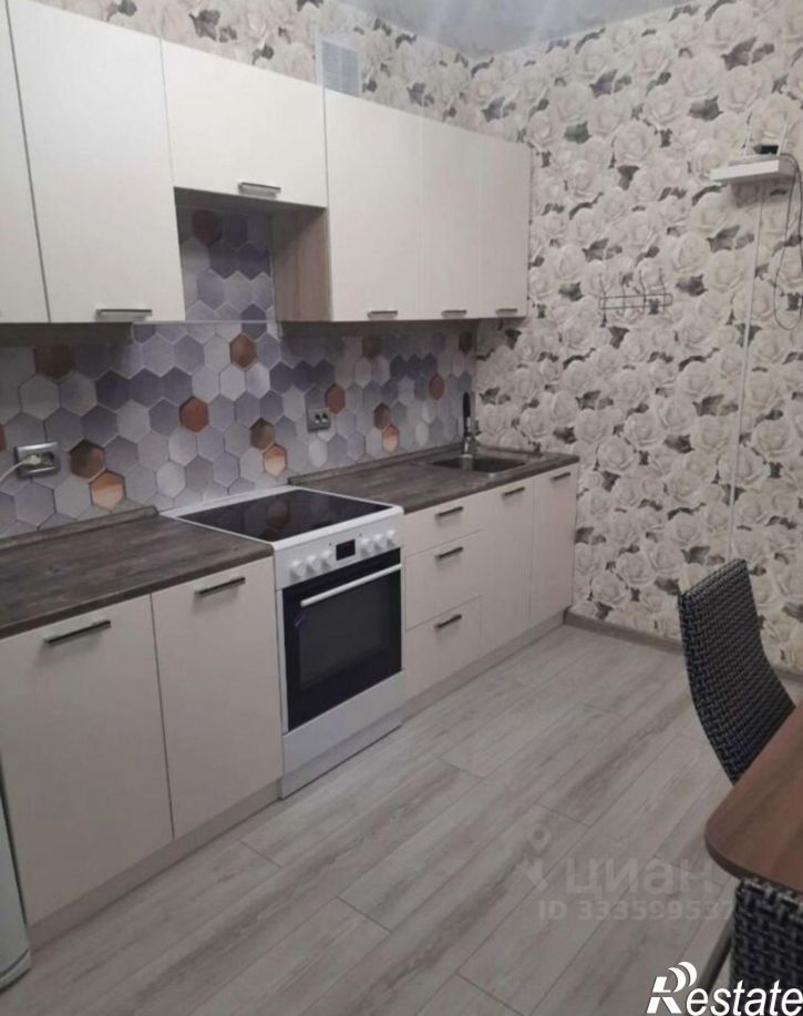 1-комн квартира улица Полякова, 28,  д. 28
