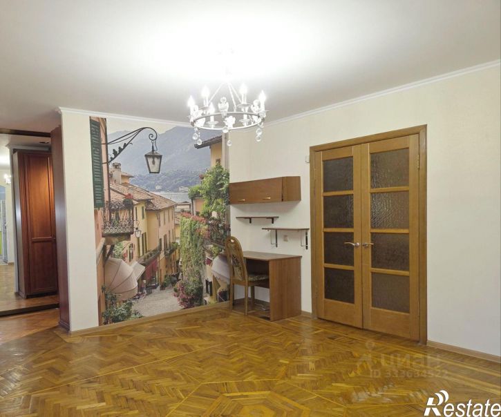 3-комн квартира улица Лизы Чайкиной, 50,  д. 50