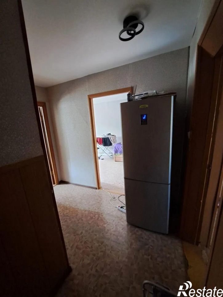 3-комн квартира Короленко улица, 72