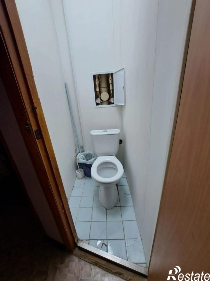 3-комн квартира Короленко улица, 72