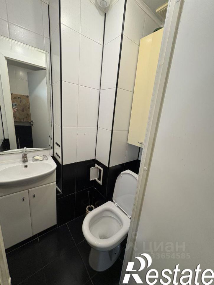 3-комн квартира улица Баныкина, 20,  д. 20