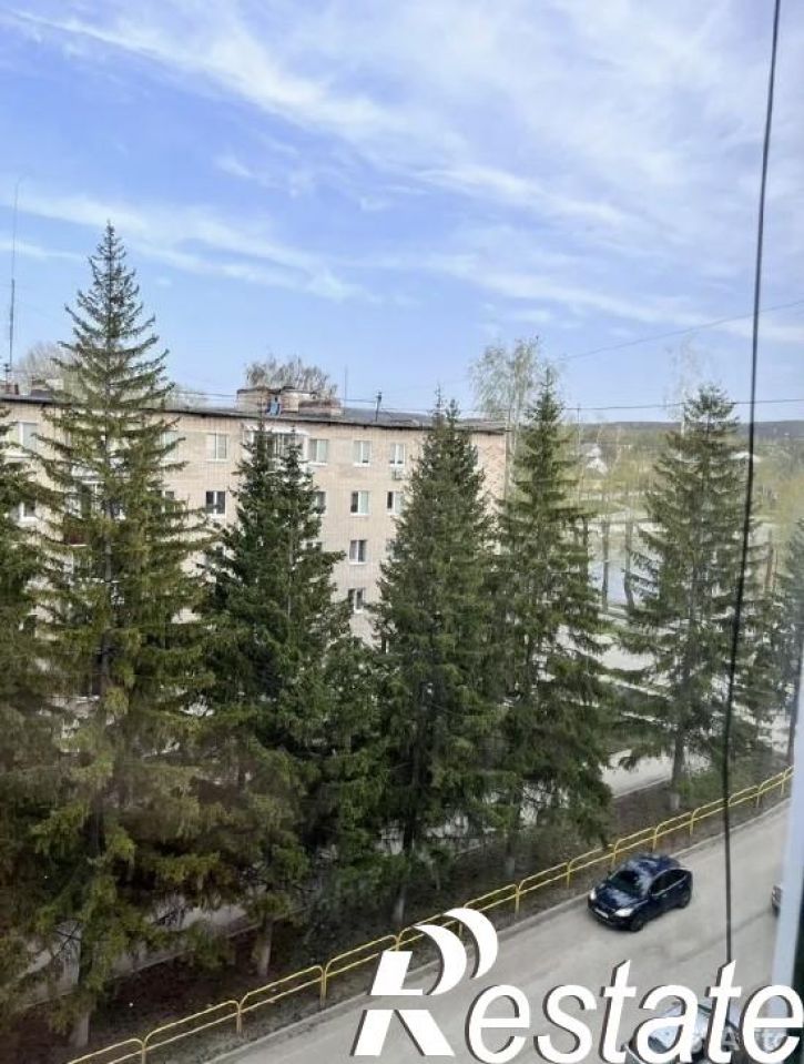 3-комн квартира Приволжская, 17