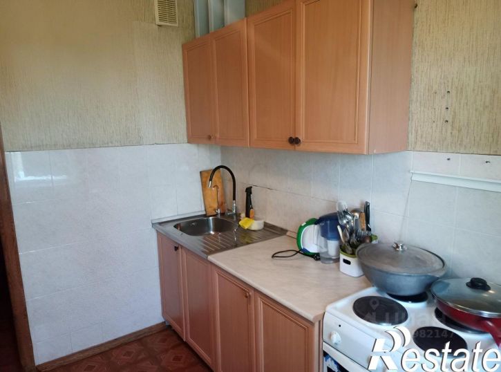 2-комн квартира улица Баныкина, 50,  д. 50