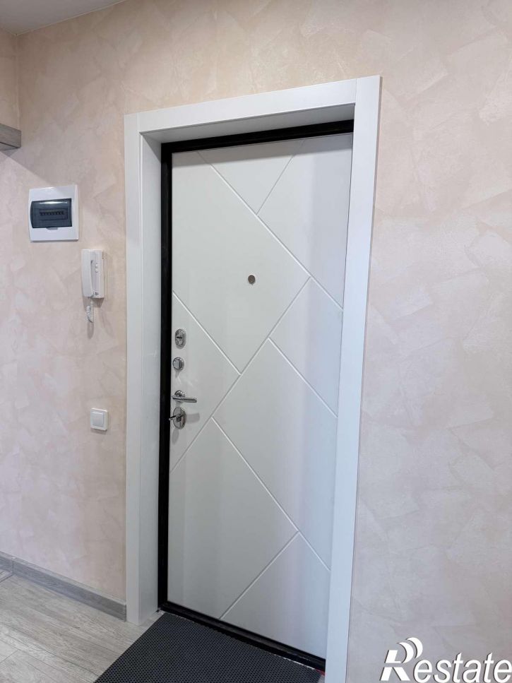 2-комн квартира Макаренко улица, 14