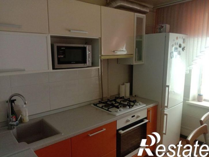 2-комн квартира Маяковского улица, 82