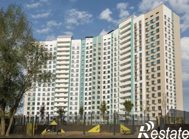 4-комн квартира в новом доме Федоровская, 1