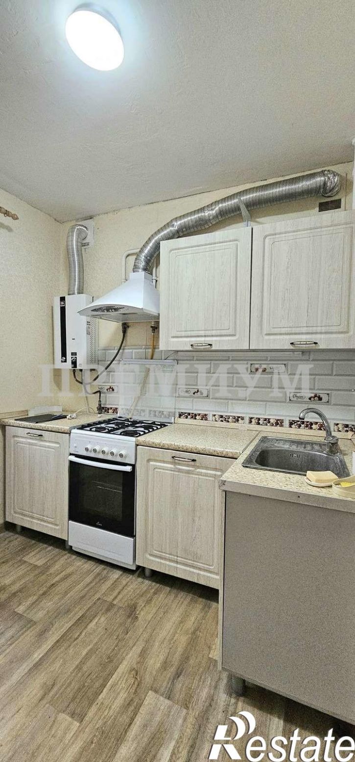 2-комн квартира улица Дружбы, 3