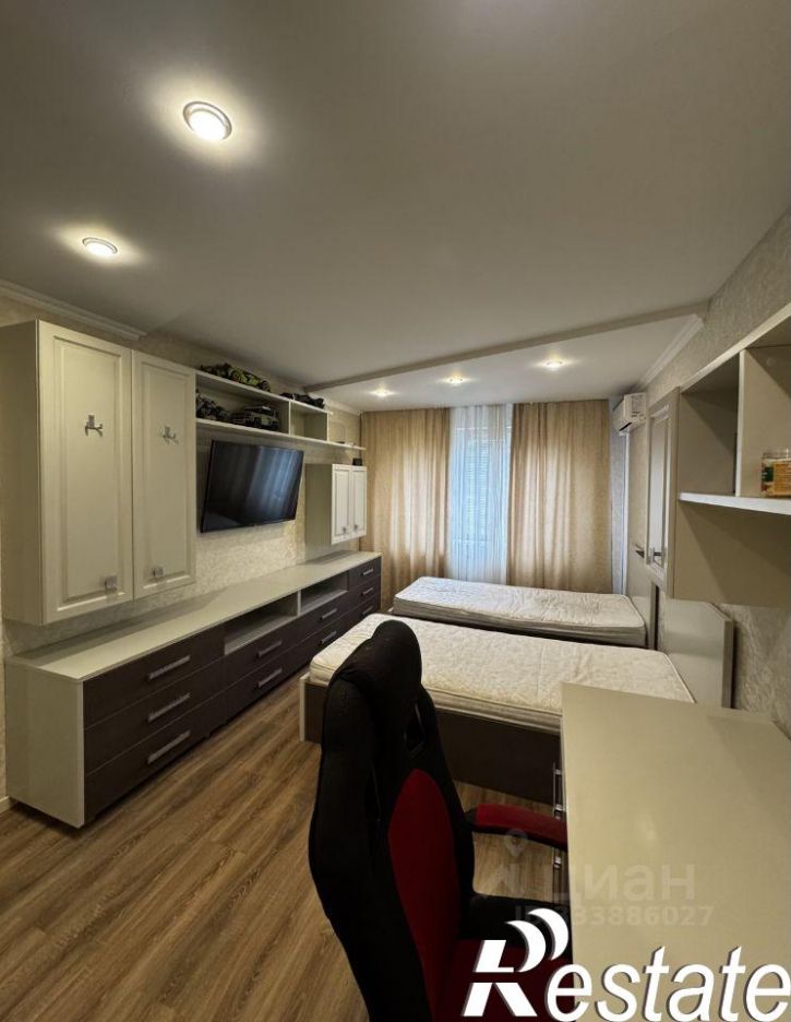 3-комн квартира Московский проспект, 11,  д. 11