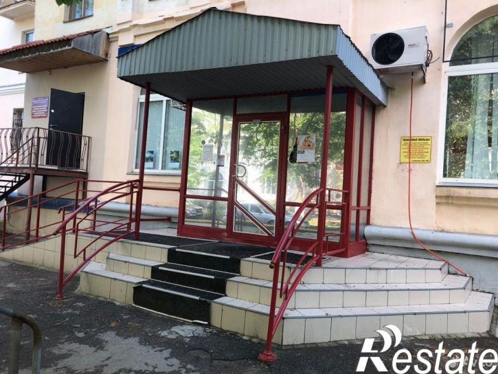 Торговое помещение Комсомольская улица, 28,  д. 28