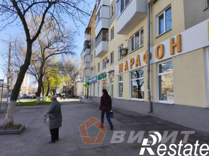 Торговое помещение Победы проспект, 24