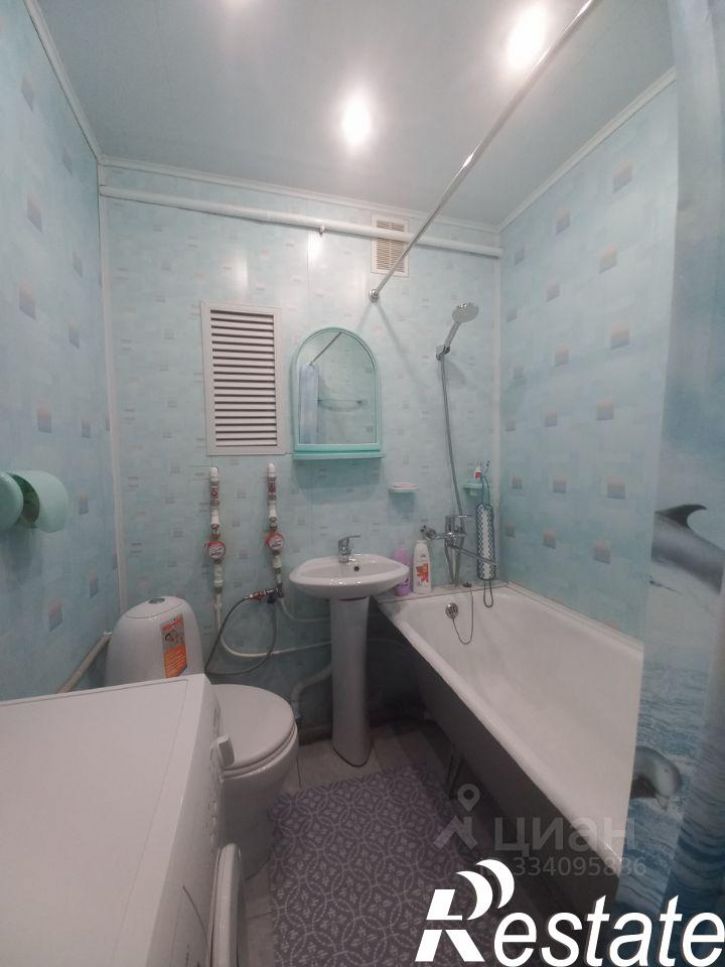 1-комн квартира Строительная улица, 14,  д. 14