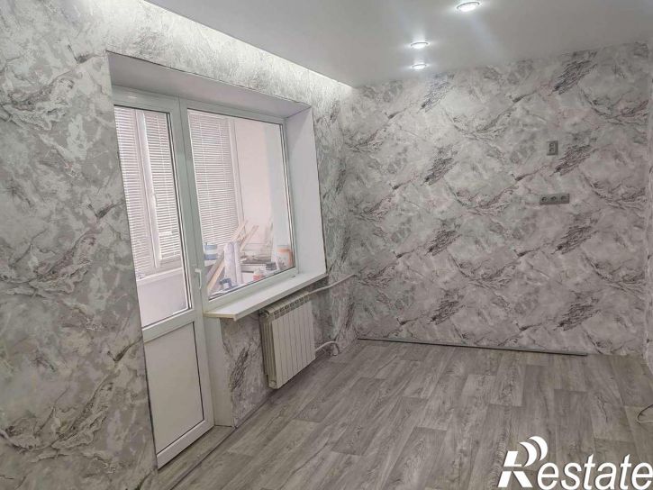 2-комн квартира Строительная улица, 12
