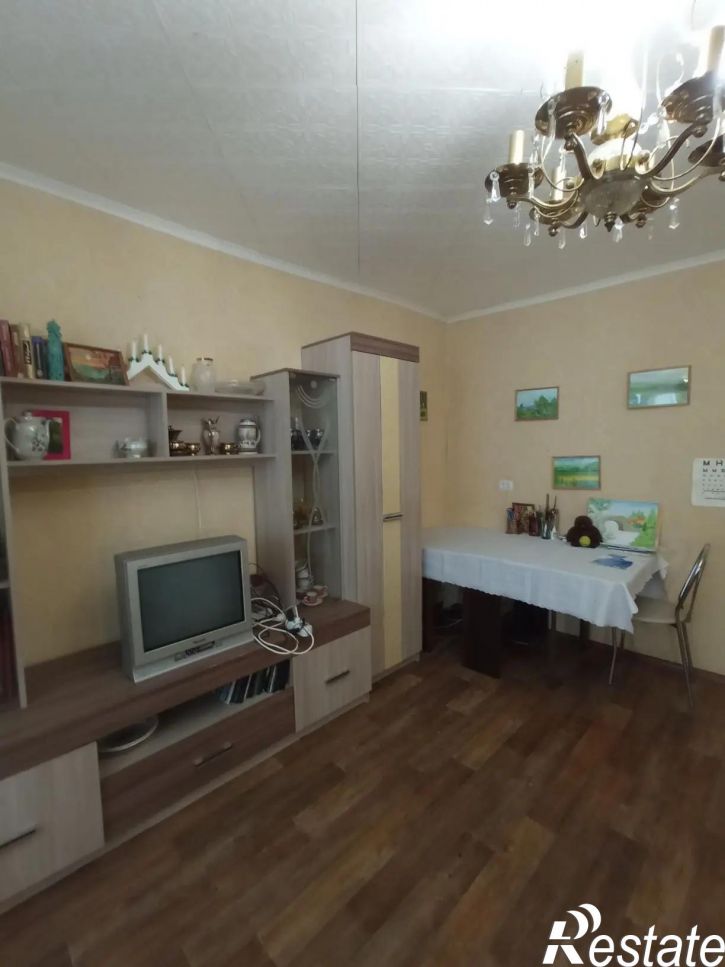 2-комн квартира улица Дзержинского, 23