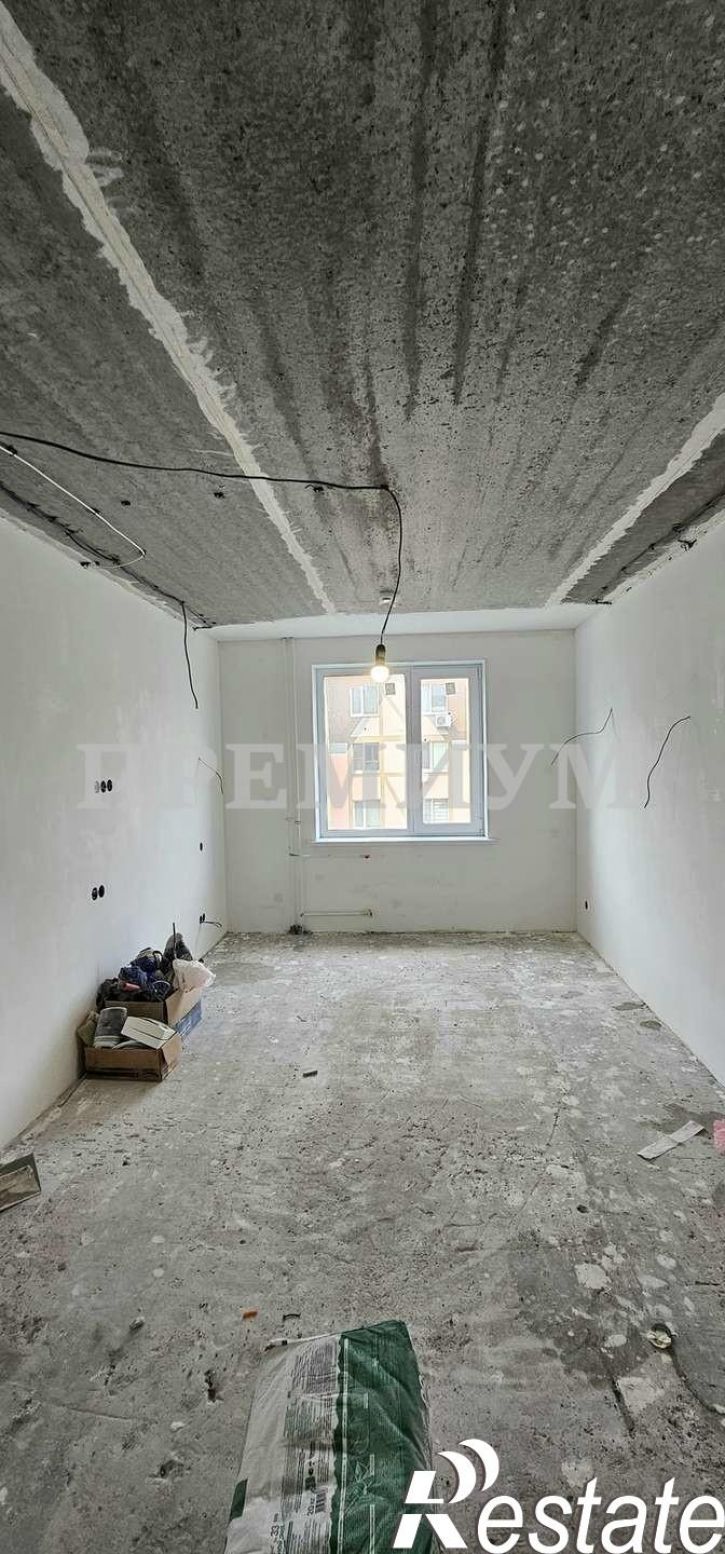 2-комн квартира улица Веры Ершовой, 11