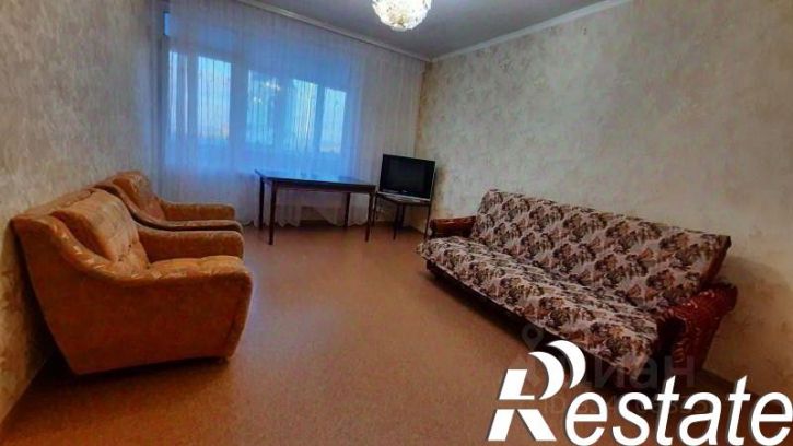 3-комн квартира улица Лизы Чайкиной, 28,  д. 28