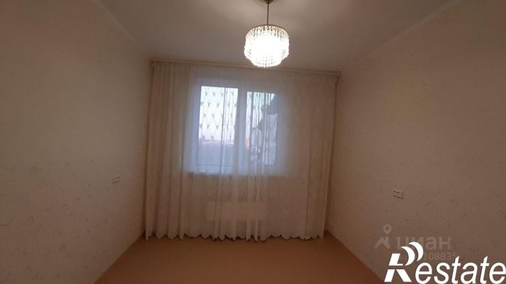 3-комн квартира улица Лизы Чайкиной, 28,  д. 28