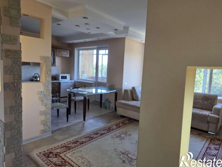 3-комн квартира Железнодорожная улица, 74